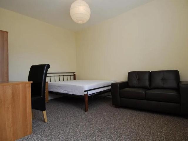 House for rent in Greenbank, Mount Wise