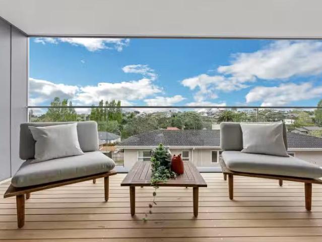 House for sale in Paremoremo, Oroua County