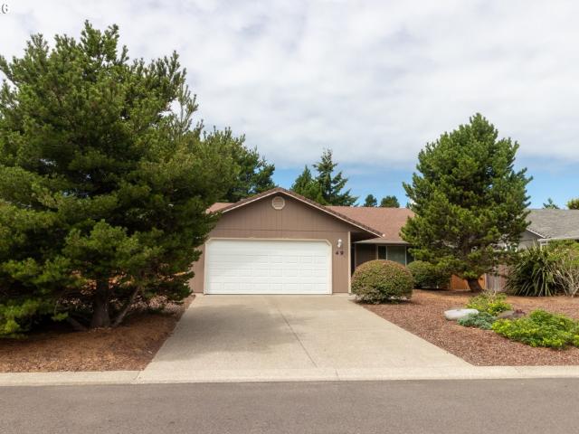 House for sale in Oregonia