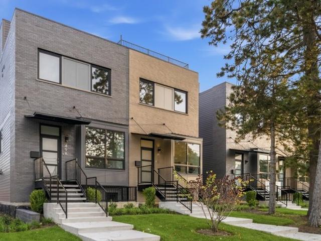Townhouse for sale in Highwood, Illinois