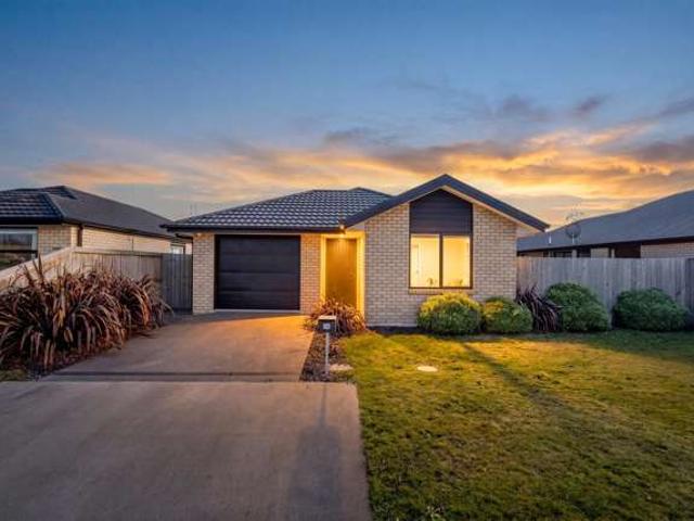 House for sale in Woodend, Canterbury