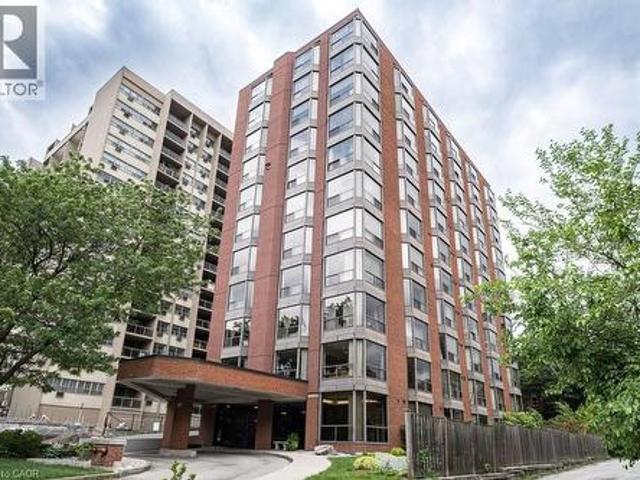 Condo for sale in Ancaster, Ontario