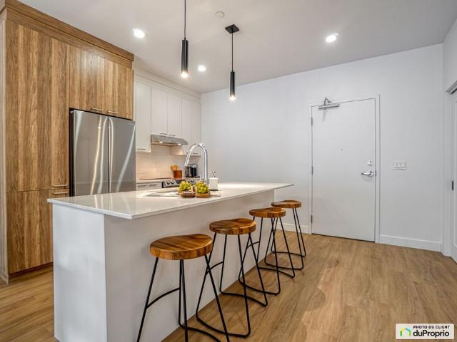Apartment for rent in Saint-Constant, Montérégie