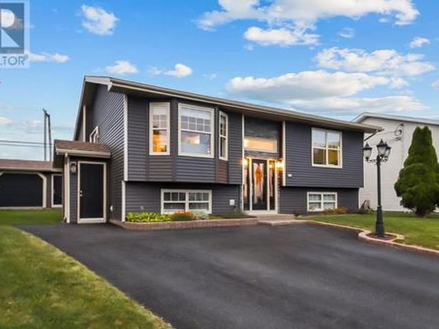 House for sale in Mount Pearl, Newfoundland And Labrador