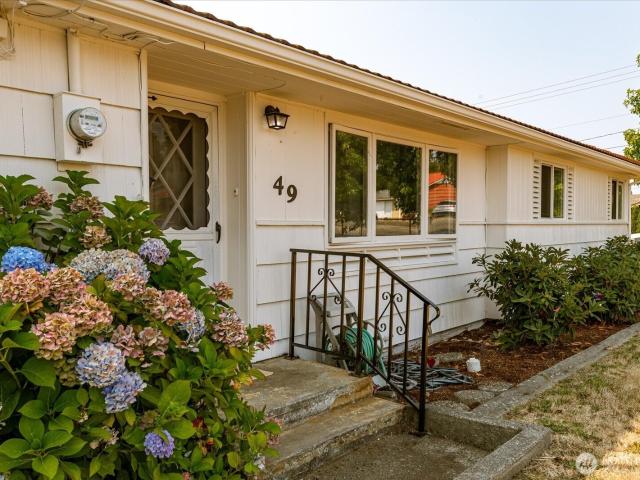 House for sale in Oak Harbor, Washington