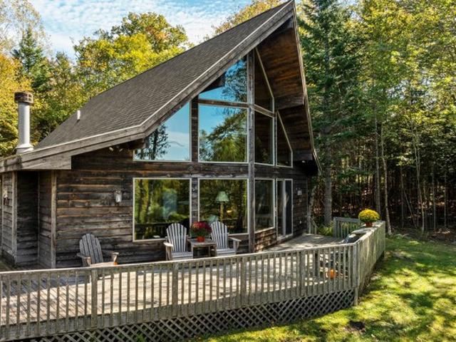 House for sale in Bristol, Maine