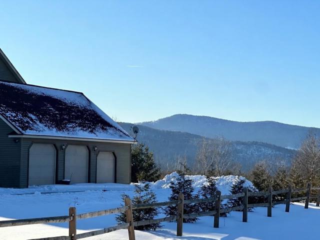 House for sale in Cuttingsville, Vermont