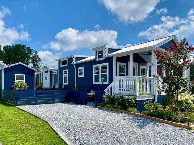 House for sale in East Flat Rock, North Carolina