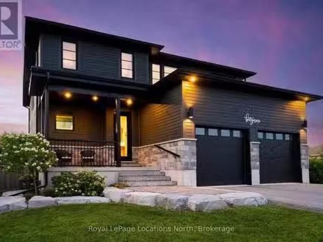 House for sale in Collingwood, Ontario