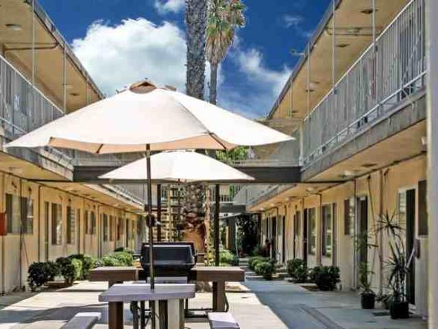 Apartment for rent in Gardena, California