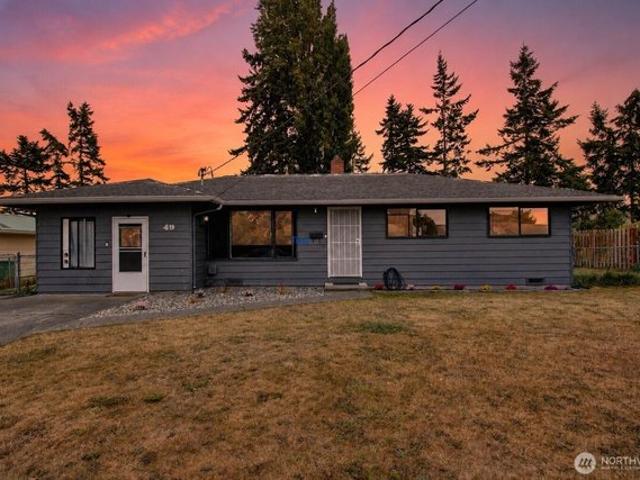 House for sale in Oak Harbor, Washington