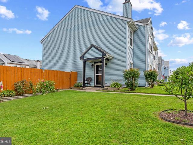 Townhouse for sale in Village of Pawnee, Middle River