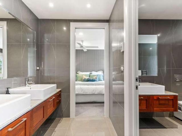 House for sale in Paremoremo