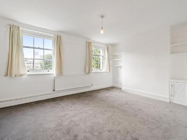 Apartment for rent in The Borough, Greater London