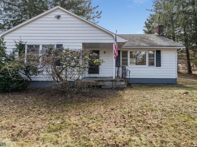 House for sale in Hampton, New Jersey