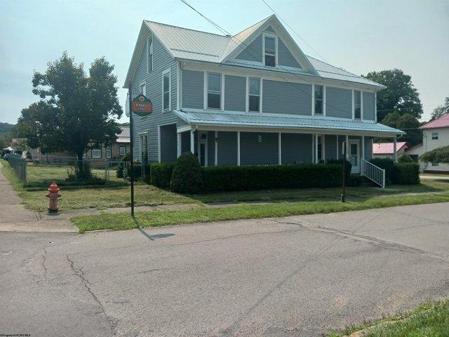 House for sale in Buckhannon, West Virginia