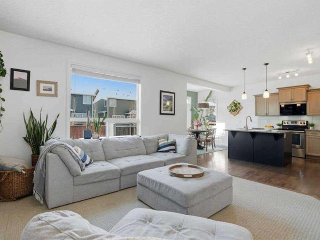 House for sale in Airdrie, Alberta