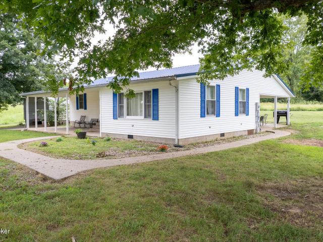 House for sale in Grayson County, Kentucky