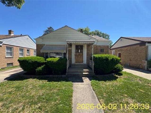 House for sale in Bellwood, Illinois