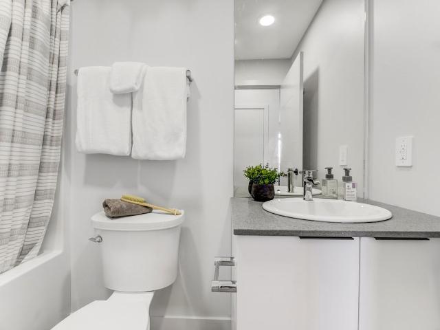 Apartment for rent in Wedgewood, Alberta