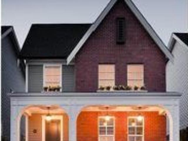 House for rent in City Centre, Surrey