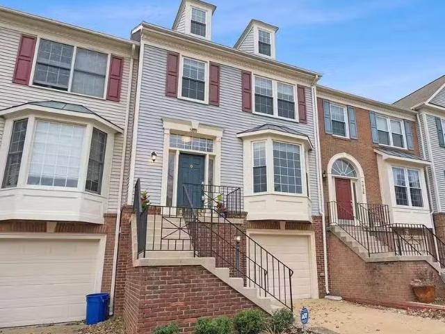 Condo for rent in Alexandria