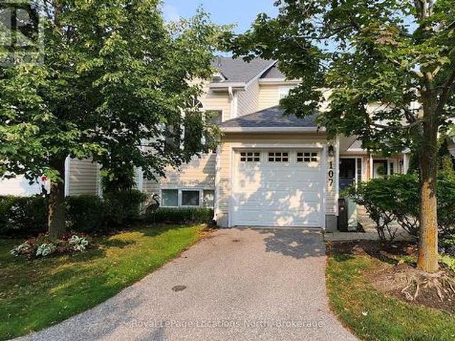 Townhouse for rent in Collingwood, Ontario