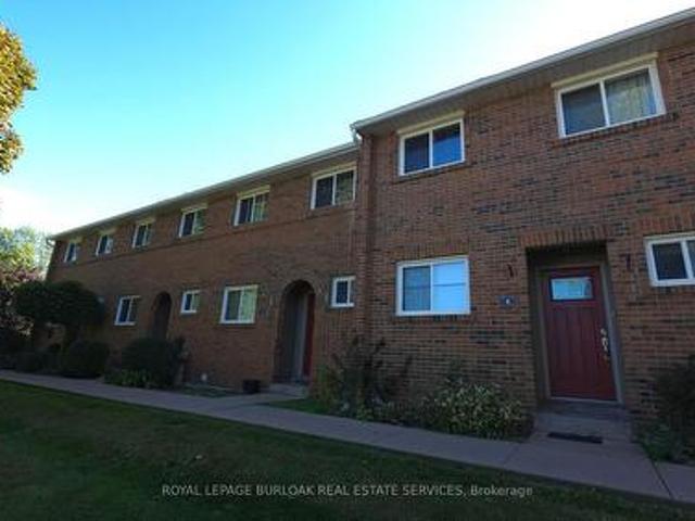 Townhouse for rent in Grimsby, Golden Horseshoe