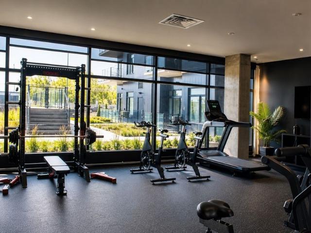 Apartment for rent in Saint-Constant, Montérégie