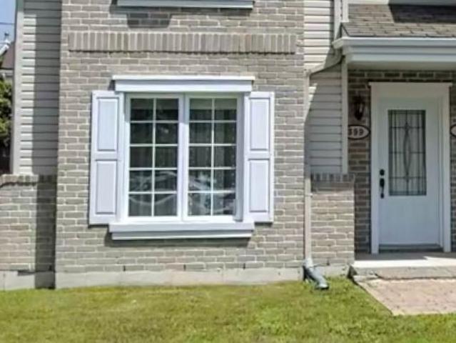 Apartment for rent in Les Moulins, Quebec