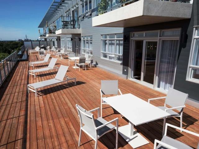 Apartment for rent in Saint-lambert, Quebec