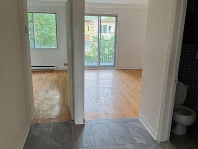 Apartment for rent in St. Leonard's, Quebec