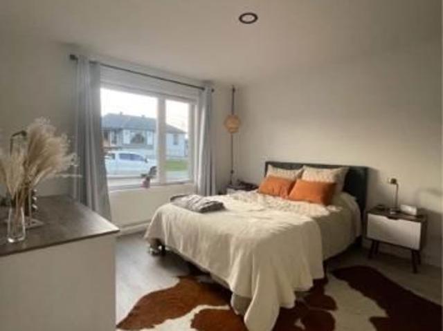 Apartment for rent in Robert-cliche, Quebec