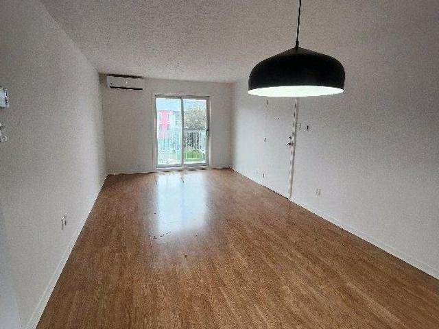 Apartment for rent in Rouville, Quebec