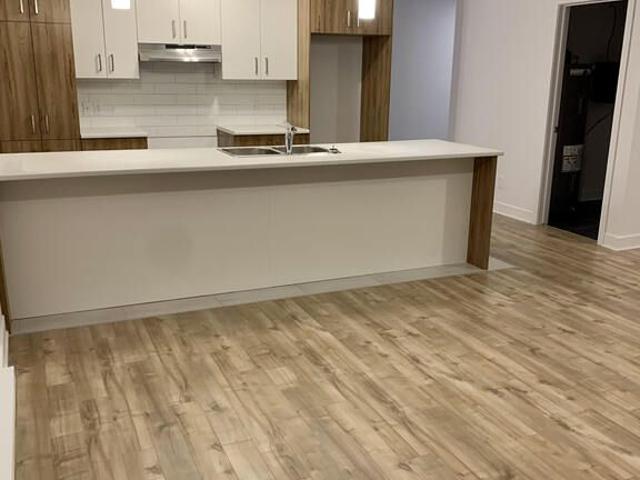 Apartment for rent in St-jacques, Quebec