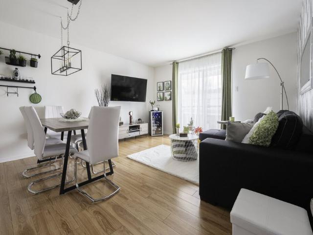 Apartment for rent in Les Jardins-de-napierville, Quebec