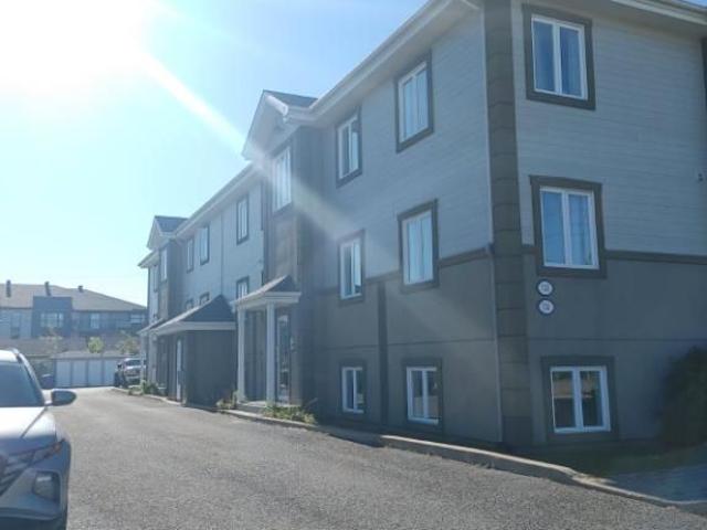 Apartment for rent in Place-Versailles, Saint-Paul