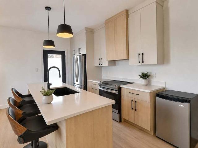 Apartment for rent in Memphrémagog, Quebec