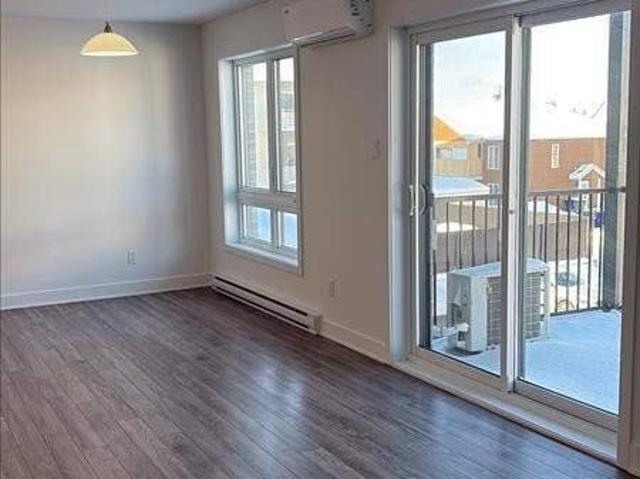 Apartment for rent in St-jacques, Quebec
