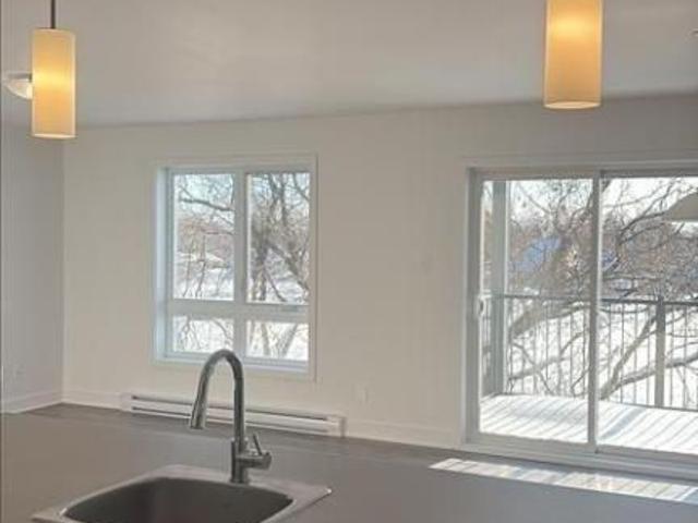 Apartment for rent in St-jacques, Quebec