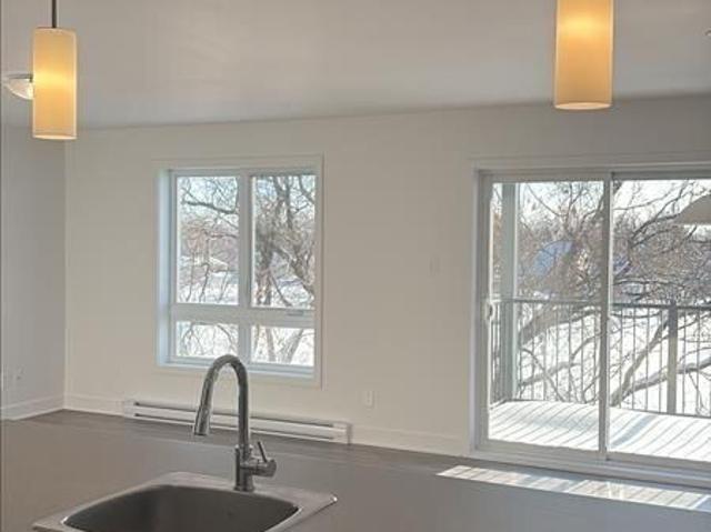 Apartment for rent in St-jacques, Quebec
