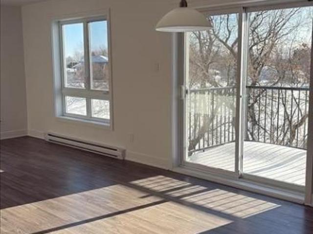 Apartment for rent in St-jacques, Quebec
