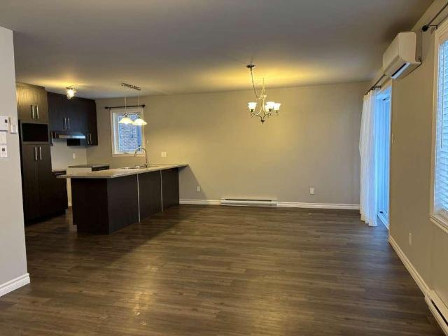 Apartment for rent in Le Val-saint-françois, Quebec