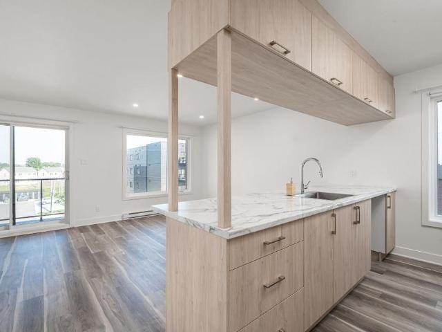 Apartment for rent in La Vallée-du-richelieu, Quebec