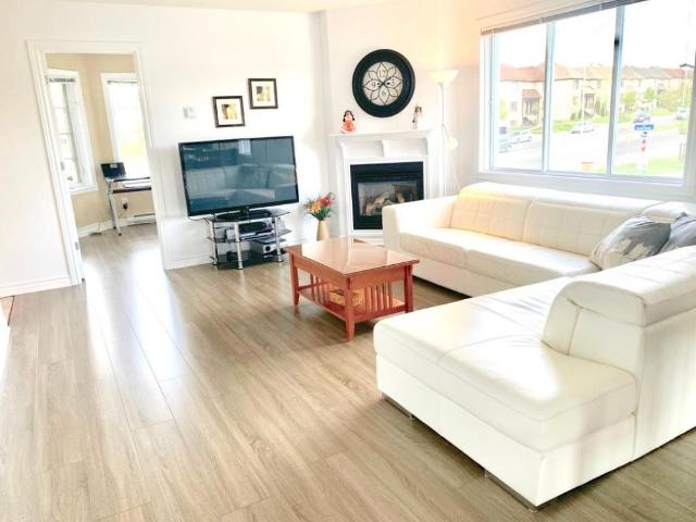 Apartment for rent in Chomedey, Quebec