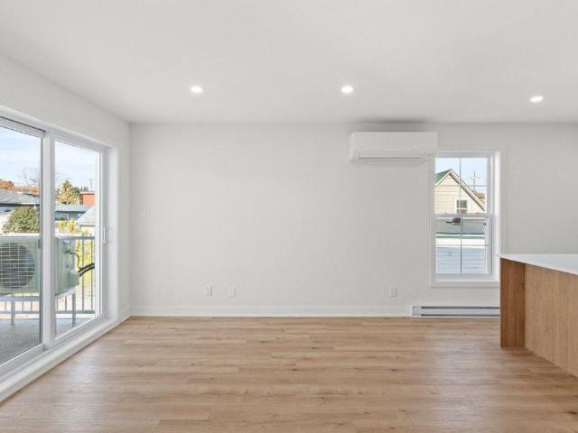 Apartment for rent in Laurentides, Quebec