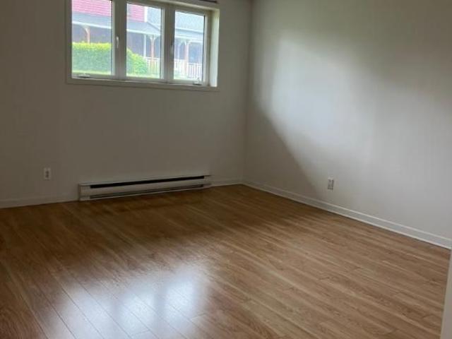 Apartment for rent in La Jacques-cartier, Quebec