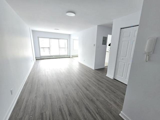 Apartment for rent in St. Leonard's, Quebec