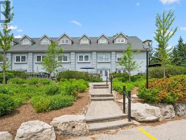 Townhouse for sale in Guelph, Ontario