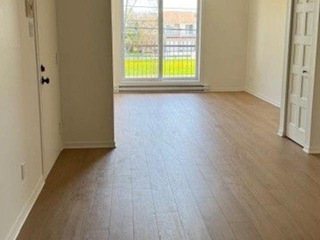 Apartment for rent in Laurentides, Quebec